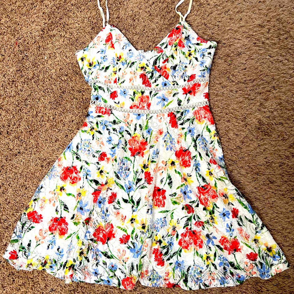 Blue Rain Floral Lace Dress size:Small